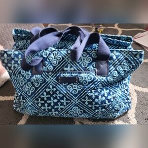 Vera Bradley On the Go Diamond Argyle Duffle Bag
